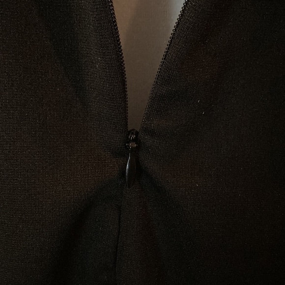 NWOT WOMENS SZ 1X LONG SLEEVE OFF SHOULDER BLOUSE OR MINI SKIRT - Picture 6 of 7